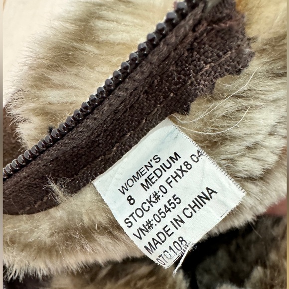 LLBean Fur-lined Warm Suede Boots EUC - Picture 4 of 5